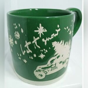 NWOT Let It Snow Coffee Soup Mug with Handle•20 Oz•Green/off white